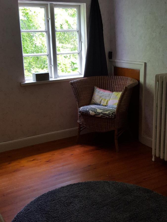 Cosy Farmhouse Dobbelt Bedroom สไต ภายนอก รูปภาพ